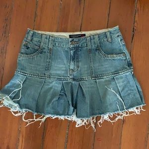 Y2K VINTAGE Pleated Denim Mini Skirt